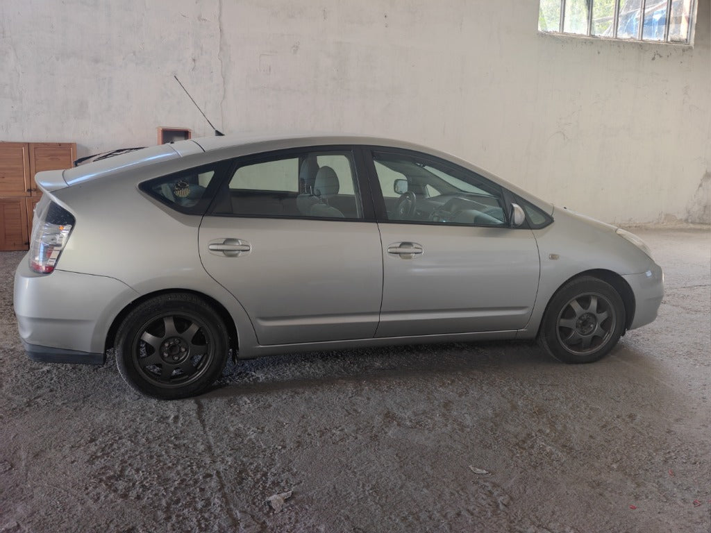 Toyota Prius Gen2  1.5